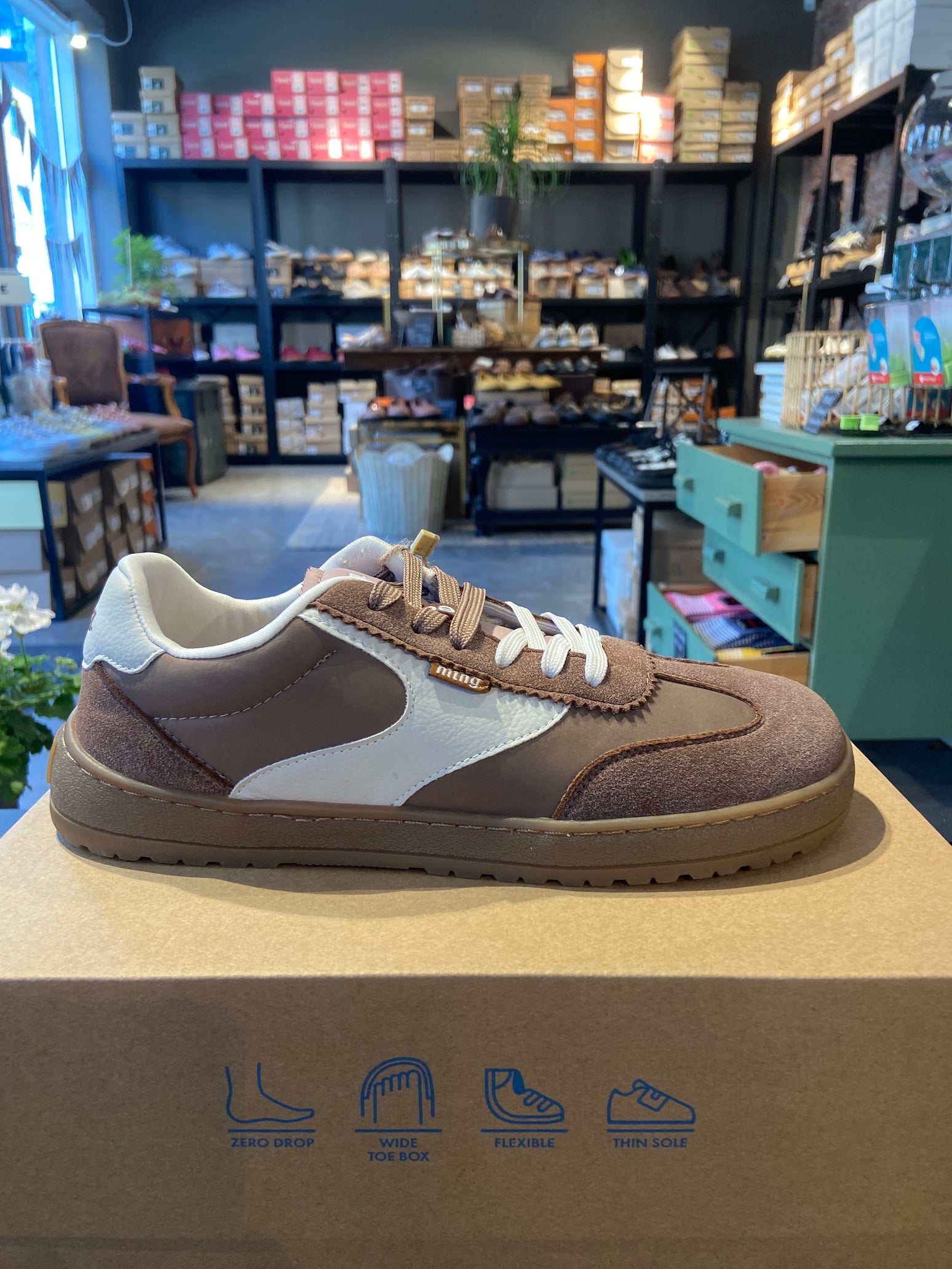 MTNG -  AMBER MOCHA/ BUTTER OFF WHITE