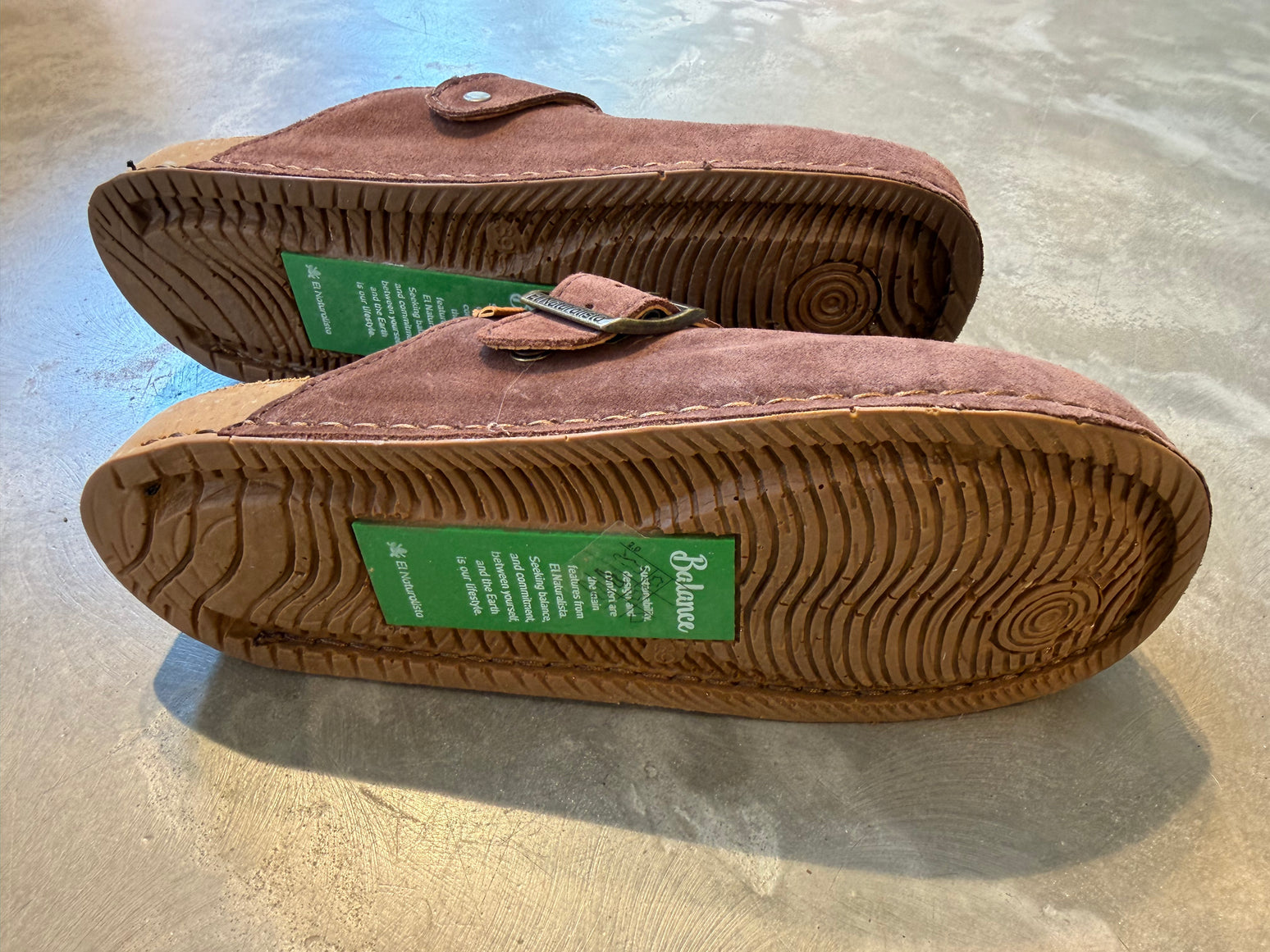 El Naturalista - N5796 silk suede chocolate