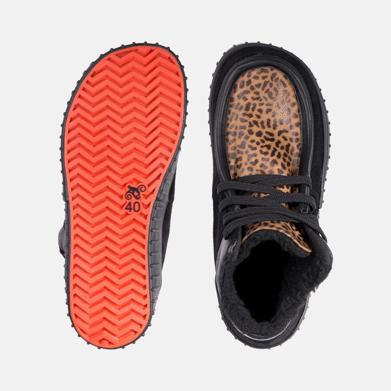 Magical Shoes - Monet Leo